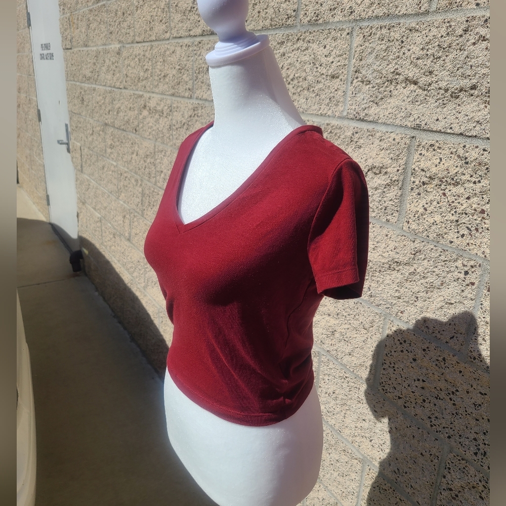 Wild Fable, size M, Burgundy.